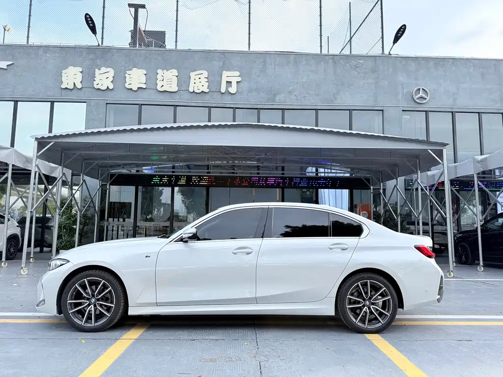 BMW 3 Series 325 Li M Sport Package