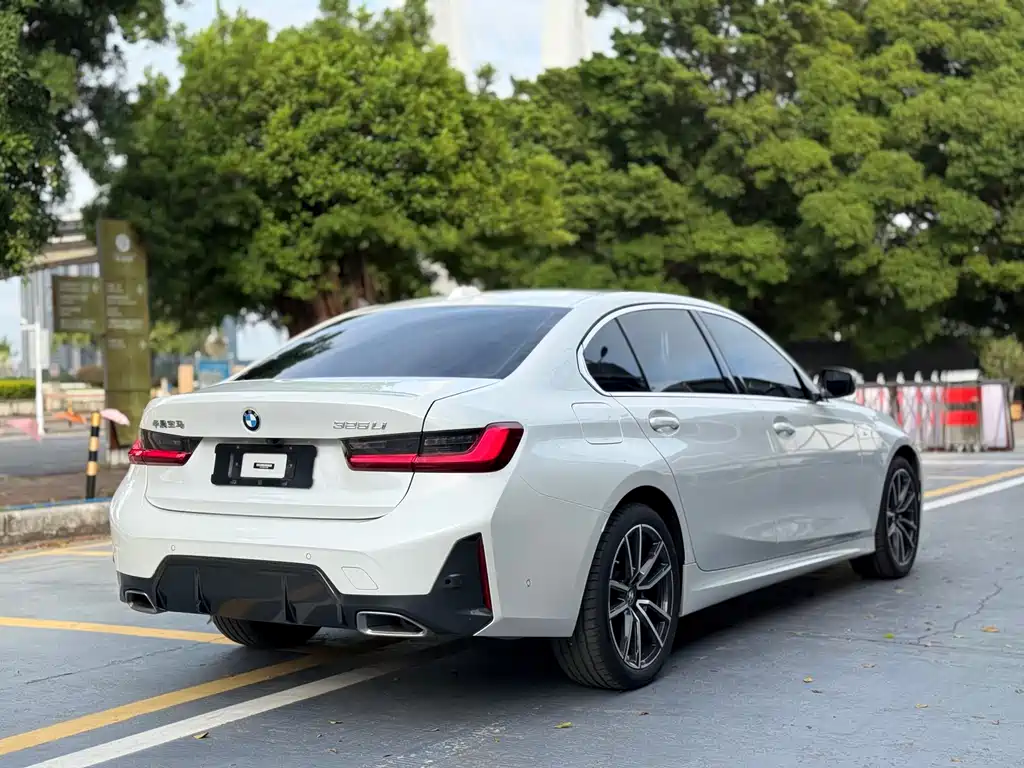 BMW 3 Series 325 Li M Sport Package