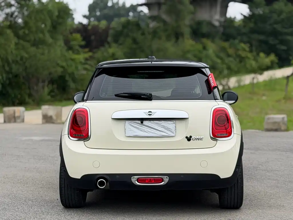 MINI 1.5 T ONE PLUS