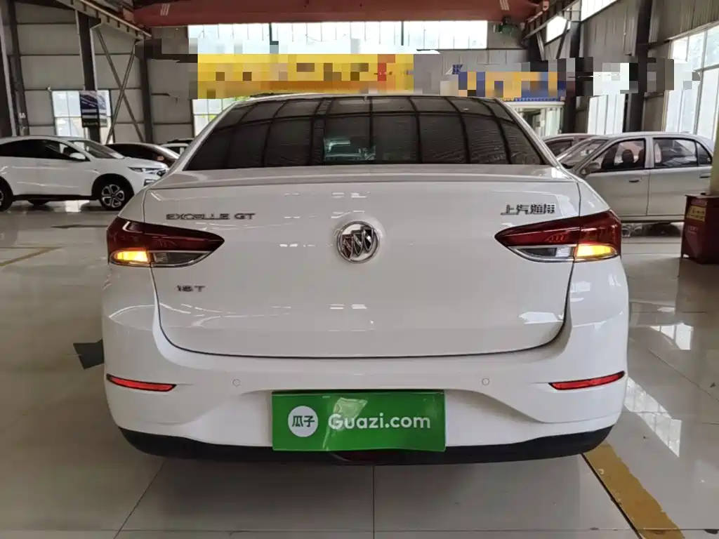 Excelle GT 18 T Auto Flagship