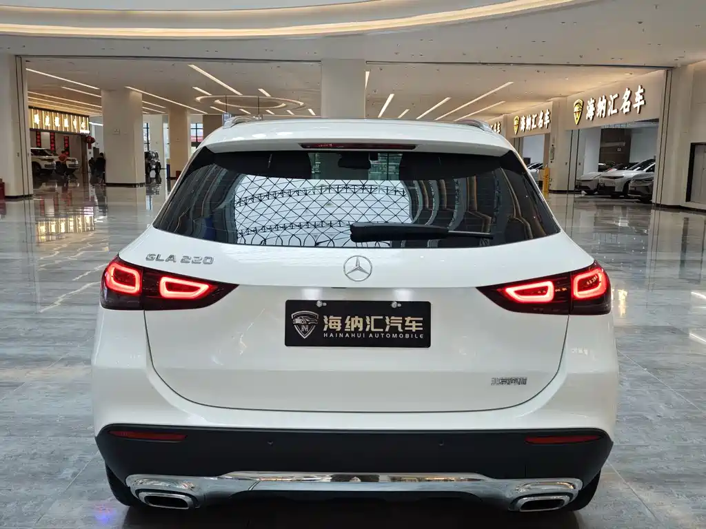 Mercedes-Benz GLA GLA 220
