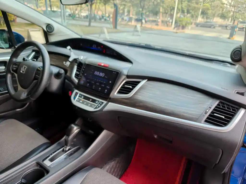 Jade 1.8 L Auto Comfort 5-seat