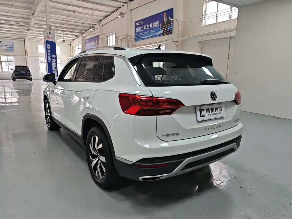 Tayron 330 TSI 2 WD Luxury Connected