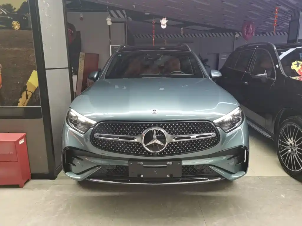 Mercedes-Benz GLC GLC 300 L 4 MATIC Luxury 5-seat