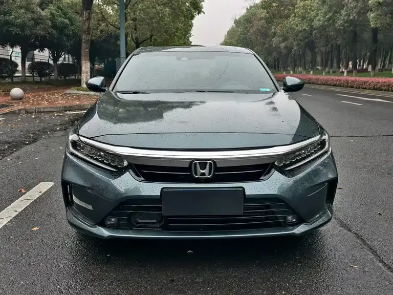 Honda Inspire 260 TURBO Refined