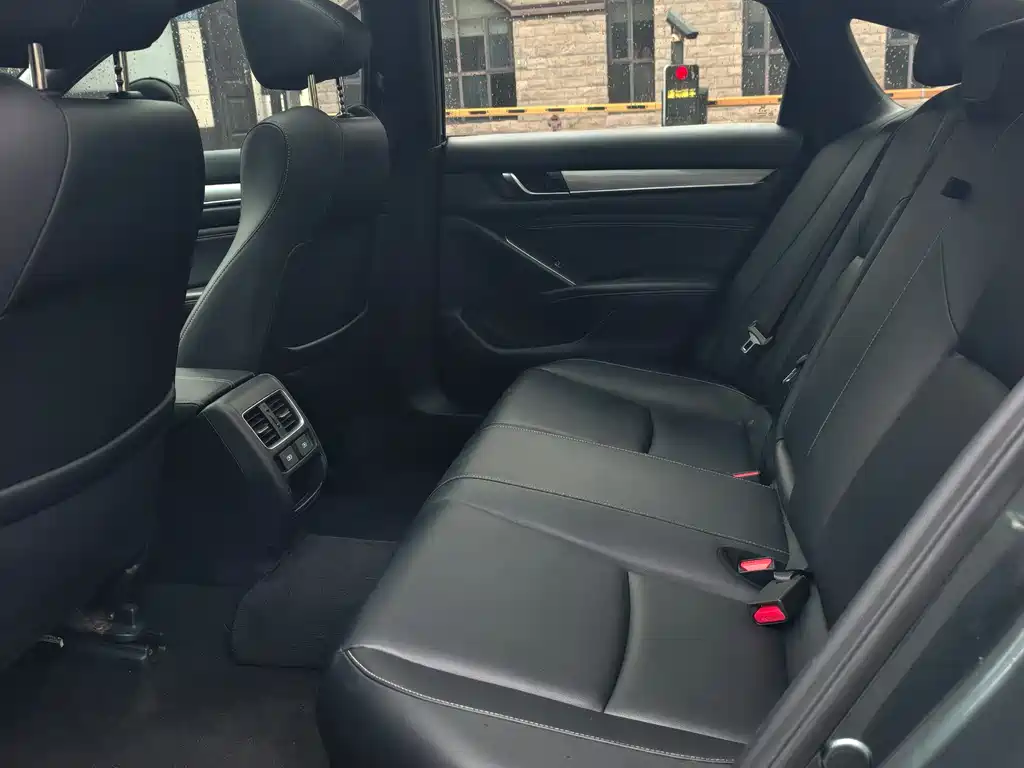Inspire 260 TURBO Refined