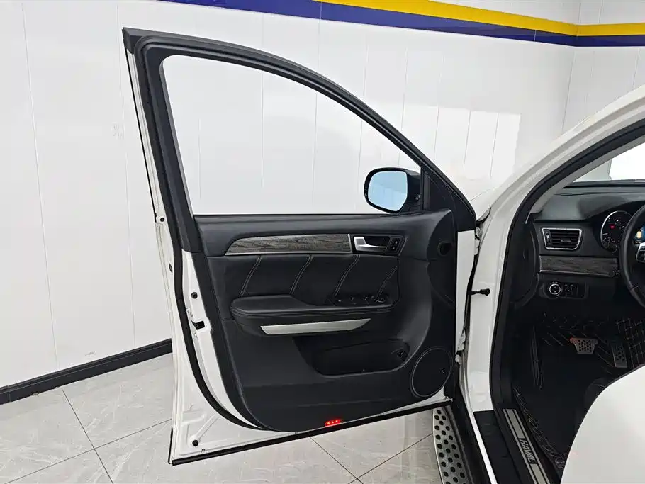 Haval H8 2.0 T 2 WD Comfort