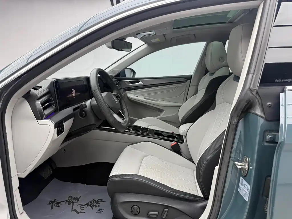 Lamando Lamando L 280 TSI DSG Spicy Cool