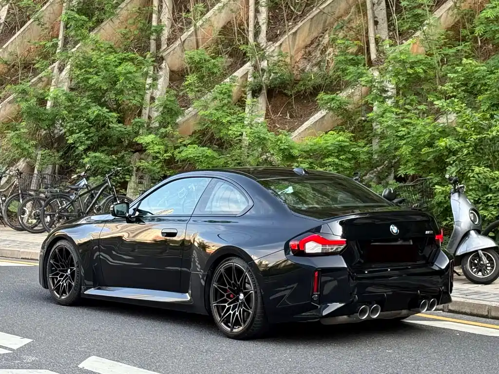 BMW M2