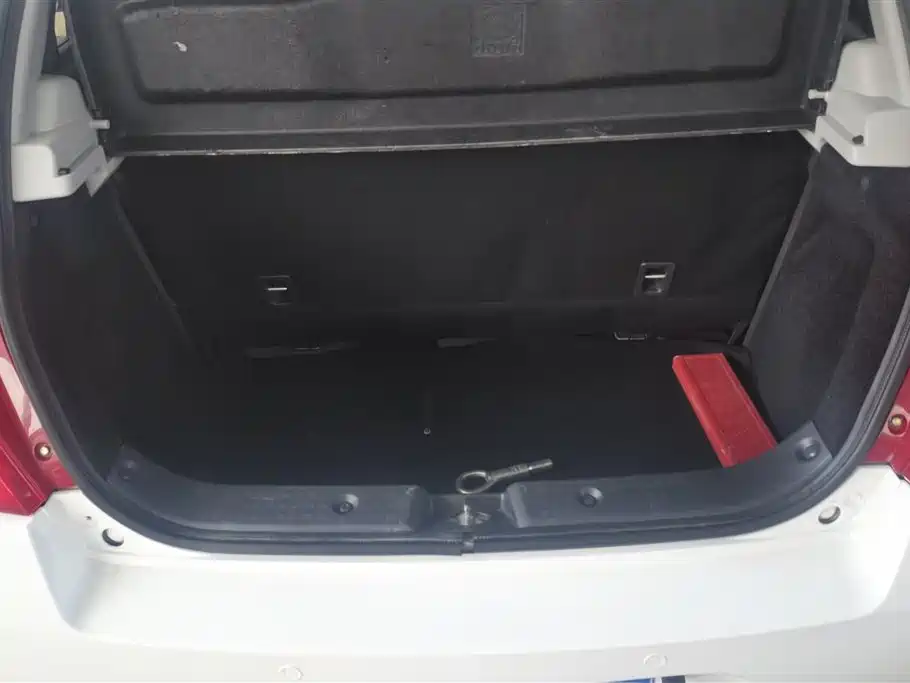 Swift 1.5 L Auto Limited