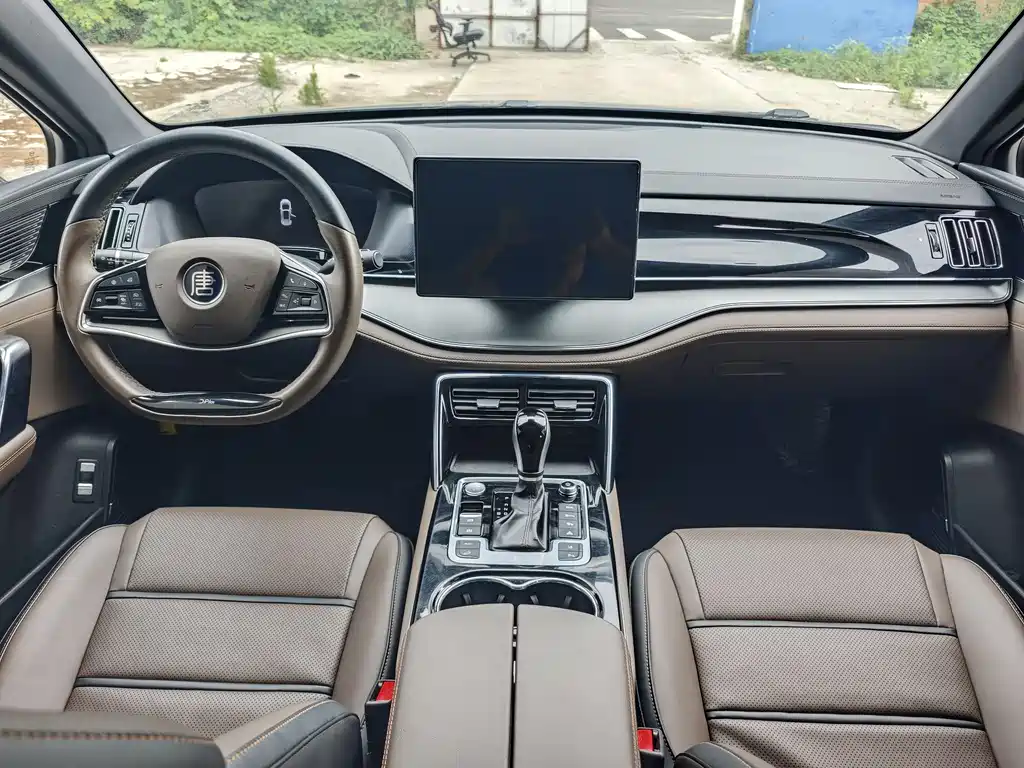 Tang 2.0 T Auto Flagship