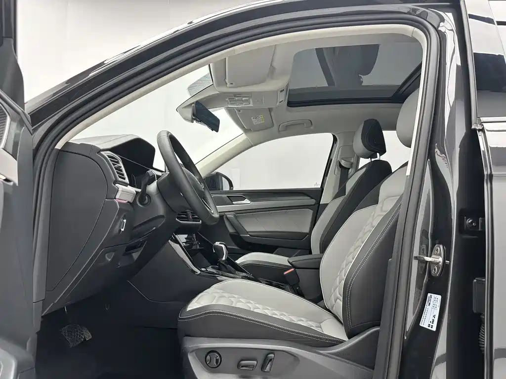 Tayron 280 TSI 2 WD Luxury Plus Advanced