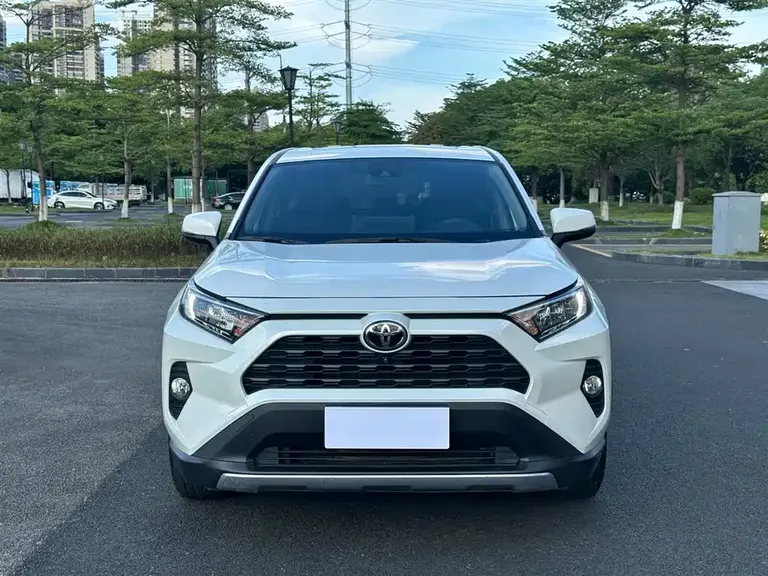 Toyota RAV4 2.0 L CVT 2 WD Style