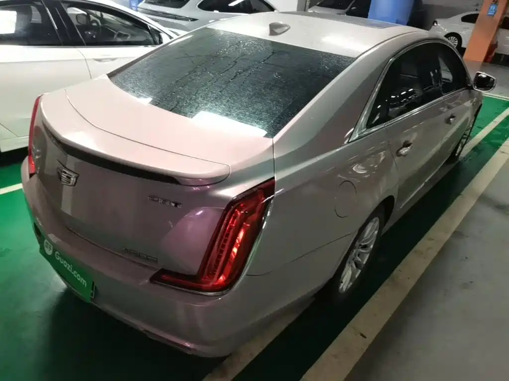 Cadillac XTS 28 T Elite