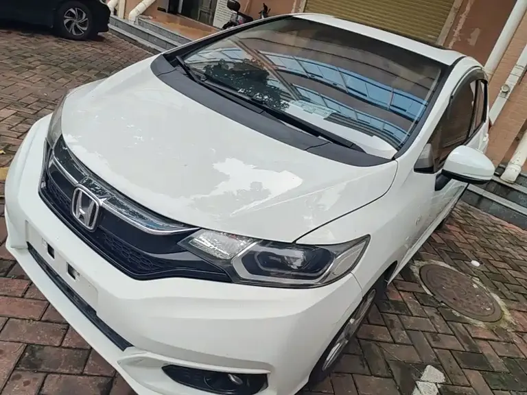 Honda Fit 1.5 L CVT Comfort Sunroof