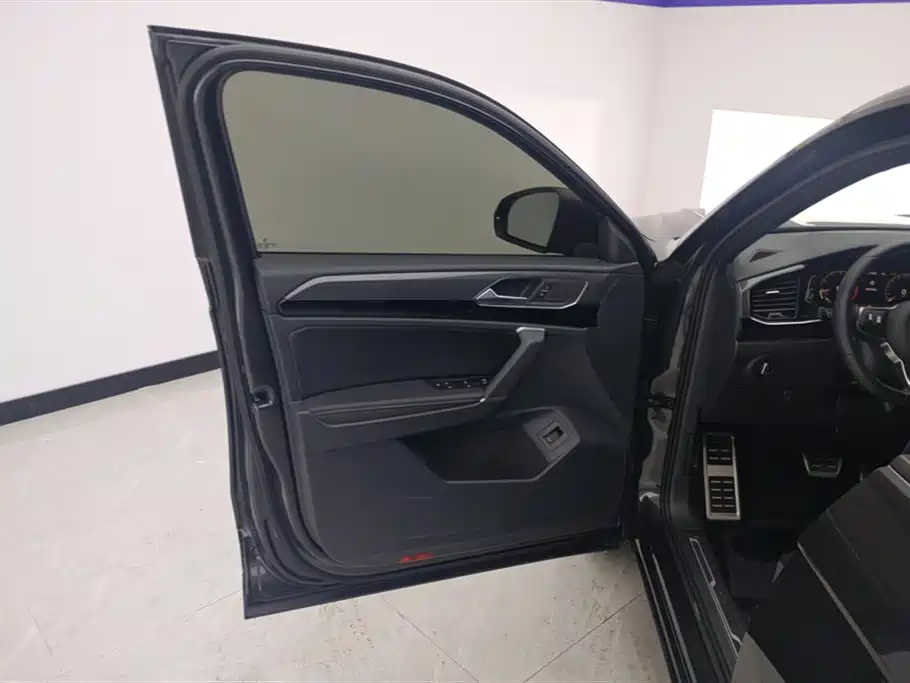 Tayron 380 TSI 4 WD R-Line Connected