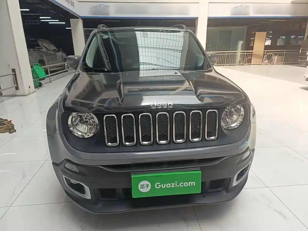 Renegade Connected Large Screen 180 T Auto High Energy