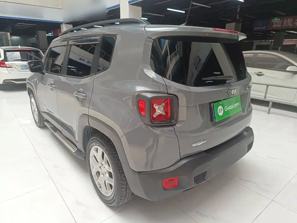 Renegade Connected Large Screen 180 T Auto High Energy