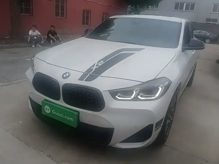 BMW X2 xDrive25 i Night