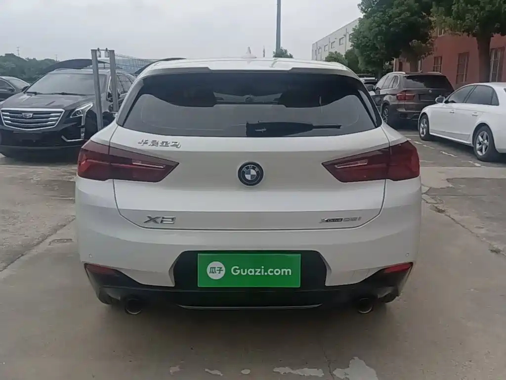 BMW X2 xDrive25 i Night