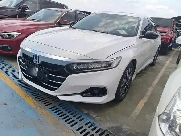 Honda Accord Sharp· Hybrid 2.0 L Sharp Leading