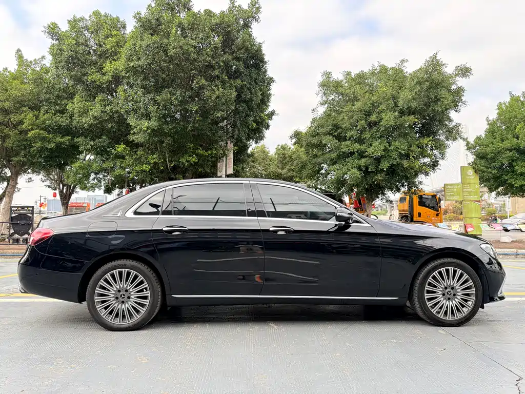 Mercedes-Benz E-Class E 300 L Luxury