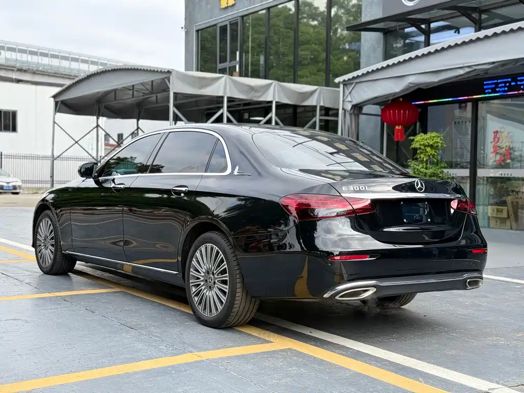 Mercedes-Benz E-Class E 300 L Luxury