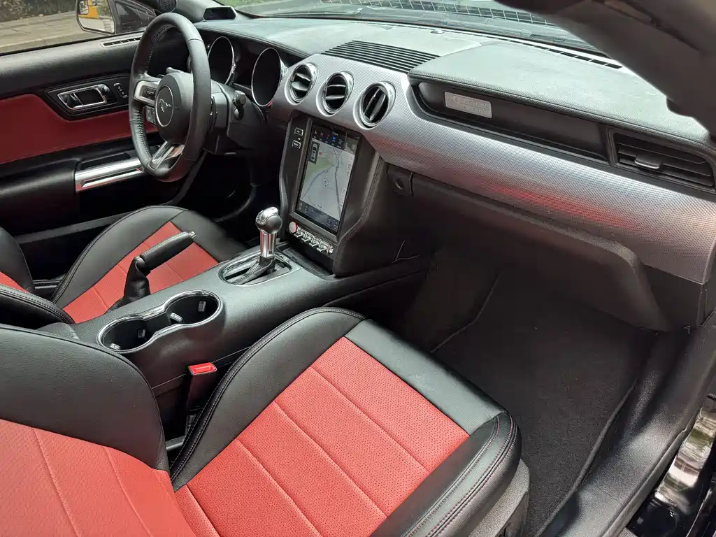 Mustang 2.3 L EcoBoost