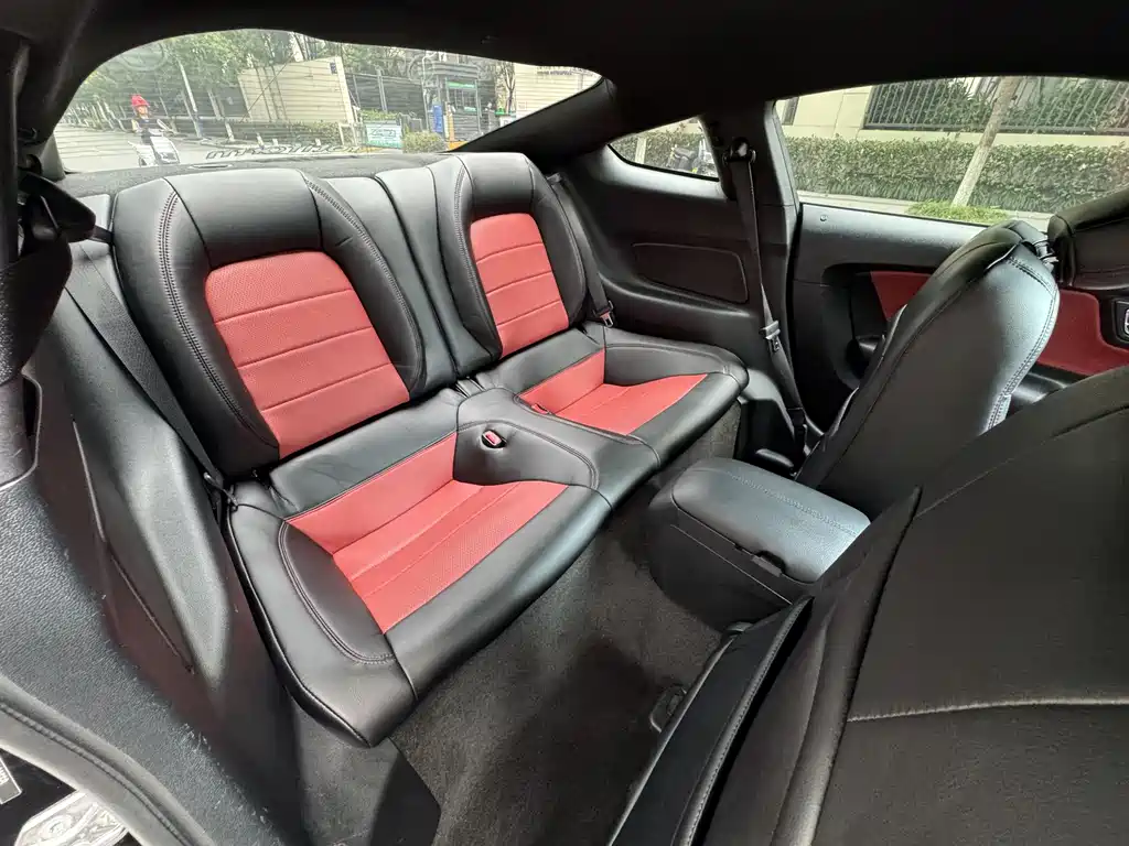 Mustang 2.3 L EcoBoost