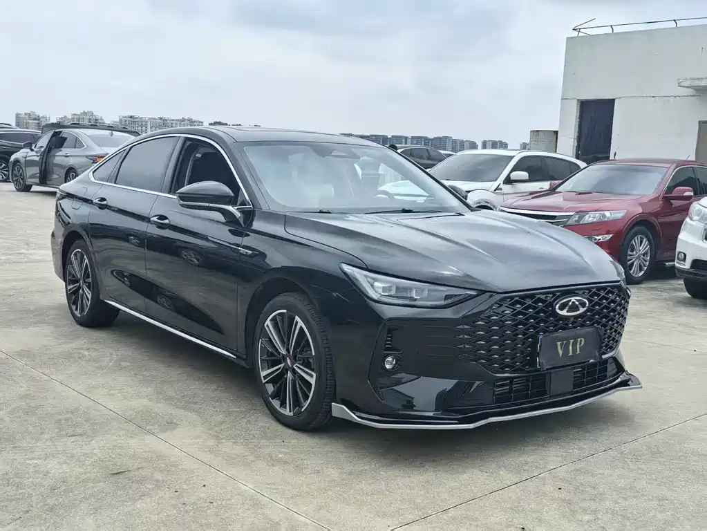 Arrizo 8 PRO 1.6 T DCT Luxury +