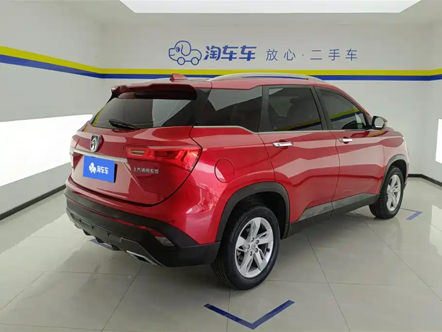 Baojun 530 1.8 L Auto Luxury CN-V