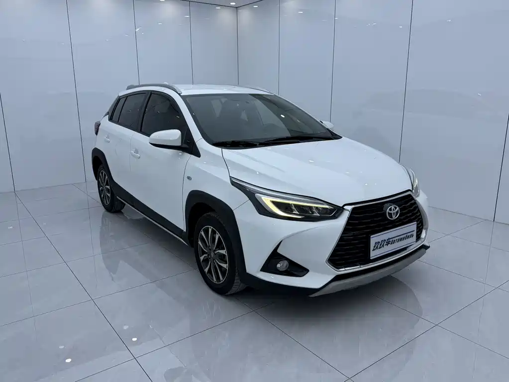 YARiS L Zhixuan Zhixuan X 1.5 L CVT Luxury PLUS