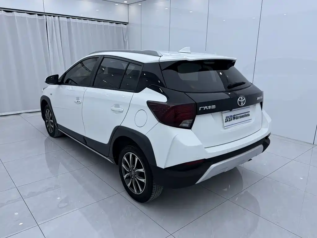 YARiS L Zhixuan Zhixuan X 1.5 L CVT Luxury PLUS