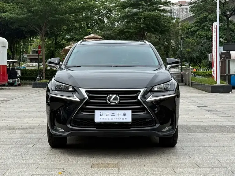 Lexus NX 200 t AWD Sharp Style