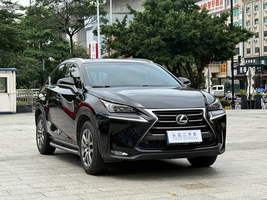 Lexus NX 200 t AWD Sharp Style