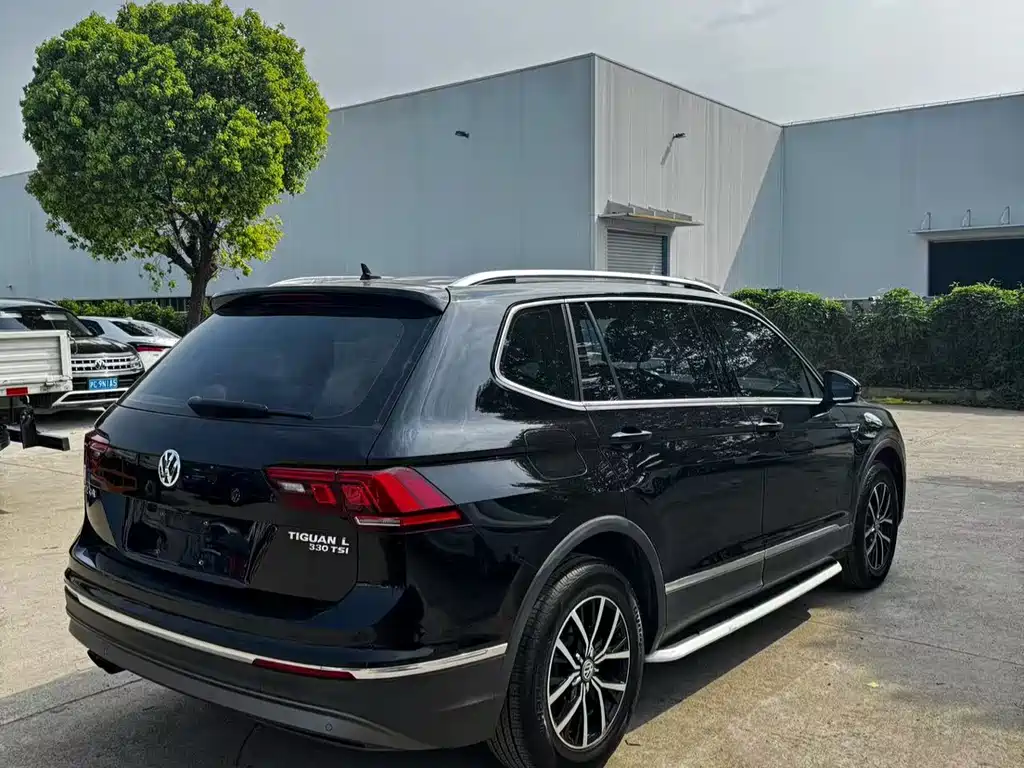Tiguan L 330 TSI Auto 2 WD Luxury