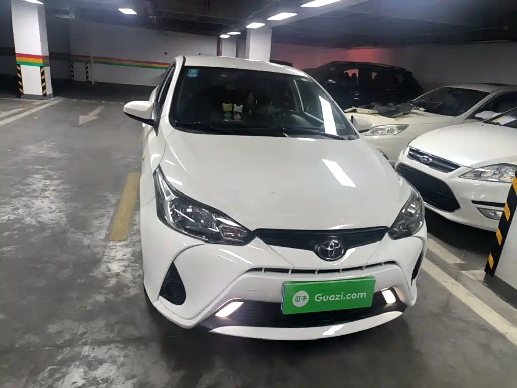 YARiS L Zhixiang 1.5 E CVT Charm Motion CN-VI
