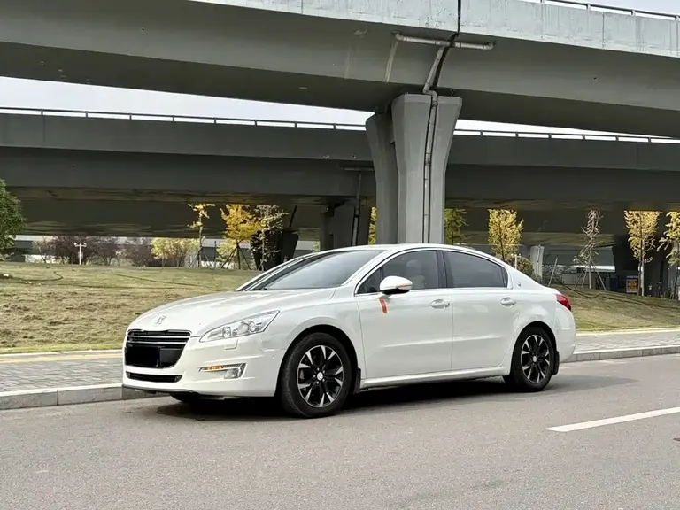 Peugeot 508 2.3 L Roland · Garros