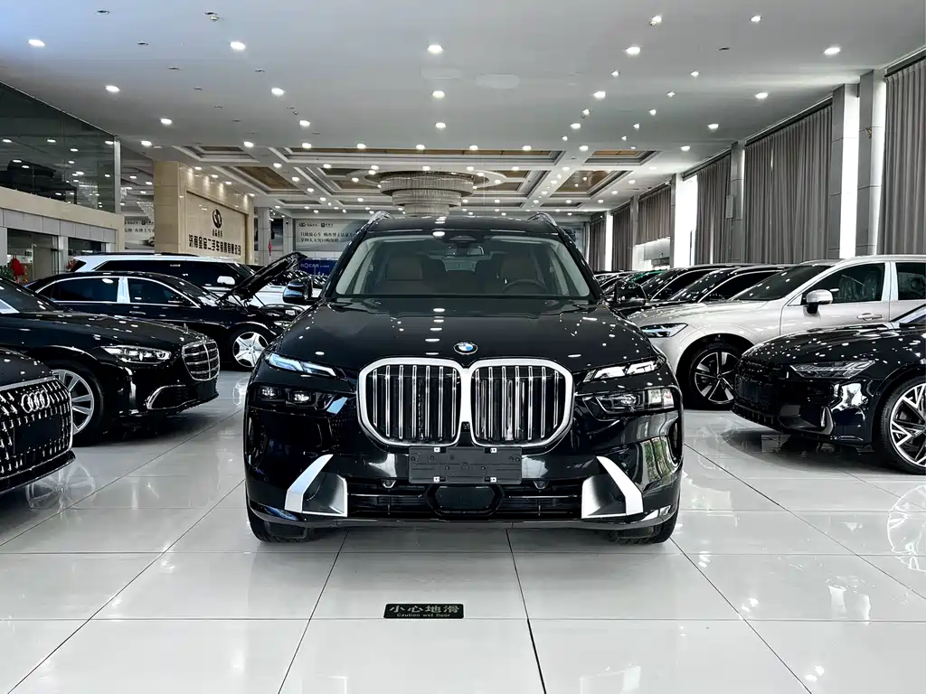 BMW X7 xDrive40 i Leading Luxury Package