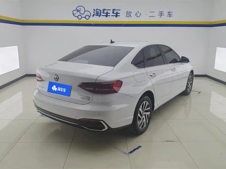 Lavida 280 TSI DSG Manyi