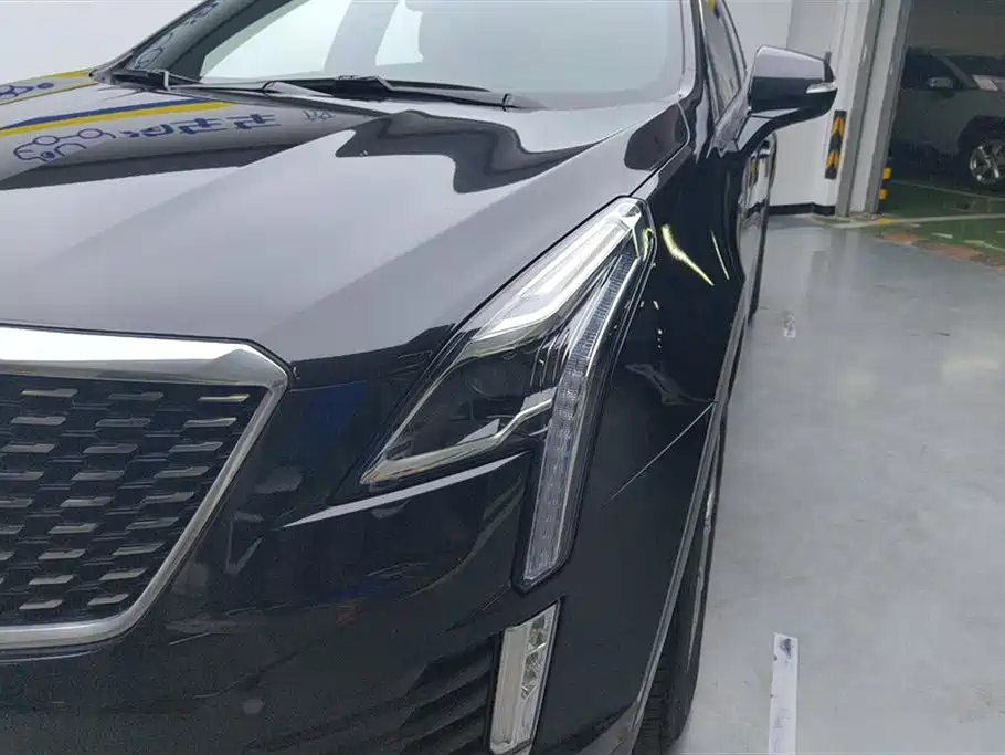 Cadillac XT5 2.0 T 2 WD Luxury