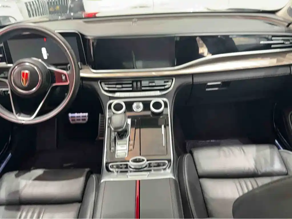 Hongqi H9 2.0 T Connected Flagship Enjoyment
