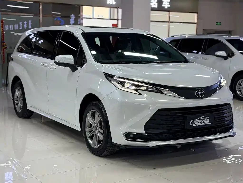 Sienna 2.5 L Hybrid Comfort