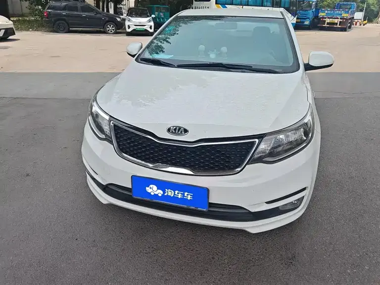 Kia K2 Sedan 1.4 L AT GLS