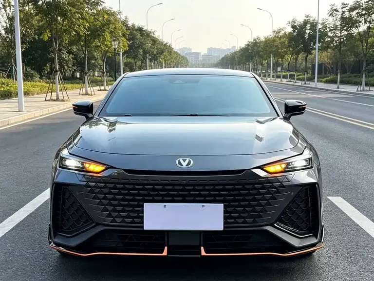 Changan UNI-V 2.0 T Sharp Speed