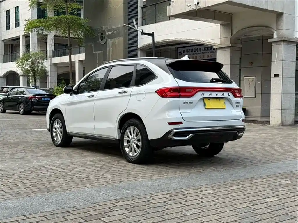Haval M6 PLUS 1.5 T DCT Elite Connected