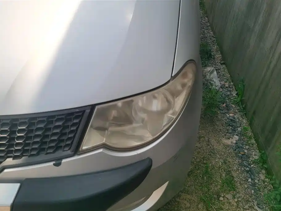 Wuling Hongguang 1.2 L Standard CN-IV