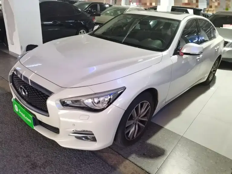 Infiniti Q50 L 2.0 T Joy