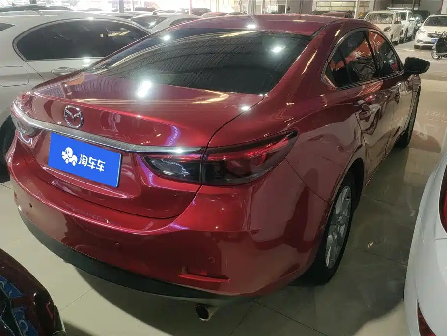 Atenza 2.0 L Blue Sky Luxury