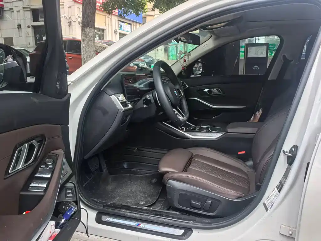 BMW 3 Series 330 Li M Sport Night Package